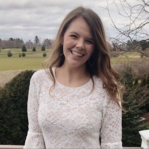 Meet your Posher, Amy